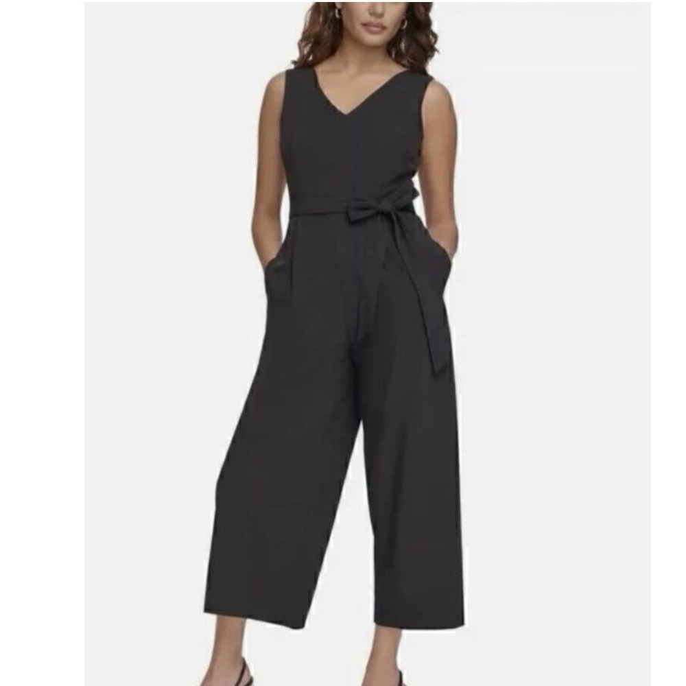 Calvin Klein Black Sleeveless V Neck Wide Leg Crop Pocket Jumpsuit Size 12